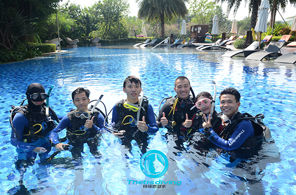 12/12正式上線！PADI 最新課程【休閑潛水員Resort Diver】 丨 一天拿證，潛遍全球