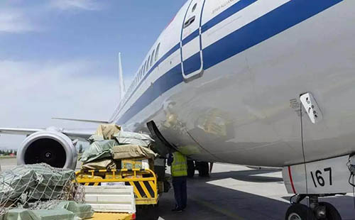 有國內(nèi)航司相關人士稱，新規(guī)主要是出于安全運輸考慮，客艙內(nèi)貨物不能被有效固定