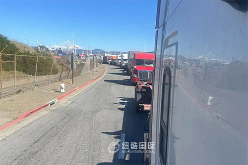 美國(guó)罷工碼頭