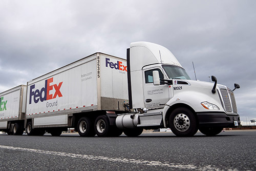 1742032423298361.jpeg 美國尾程卡車派送