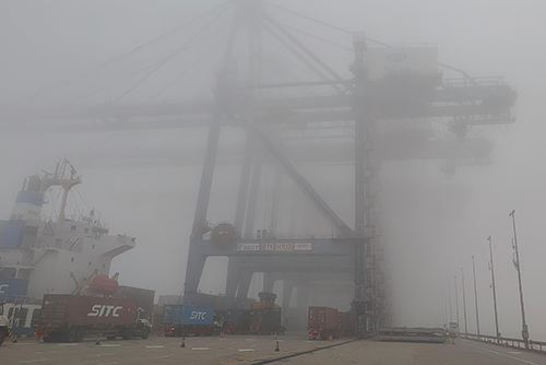 1742269074595079.png 大霧沖擊跨境物流:美森快船延誤事件分析與行業(yè)應對